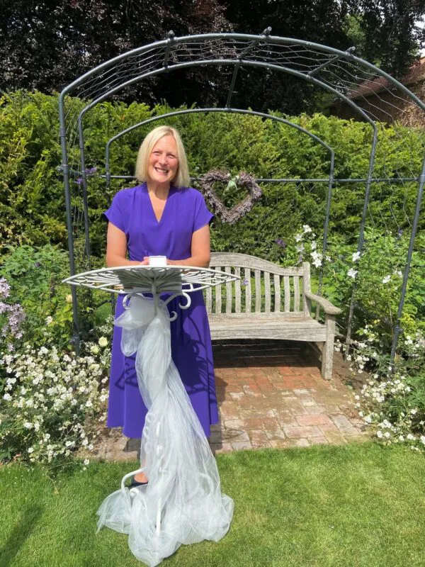 Helen-celebrant-scaled
