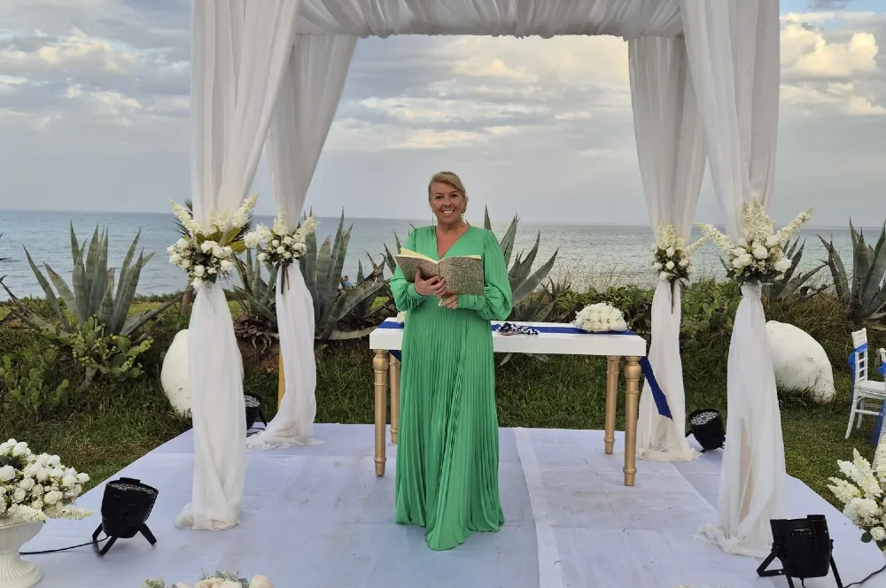 cropped Tunisian wedding
