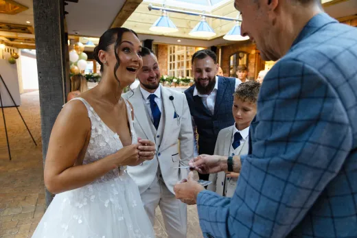 Essex Wedding Magician-min (1)