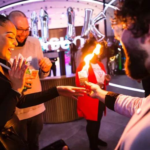 🌟 Show-Stopping Close-Up Magic That Wows Guests at Evening Receptions 🌟