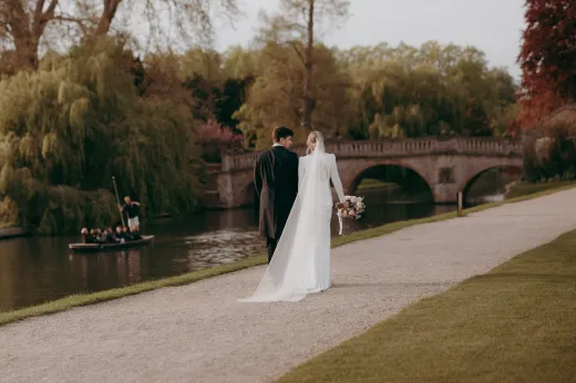Hybrid Shooting Photography & Video