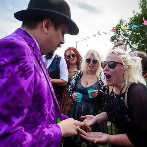 Award Winning Close-Up Magician