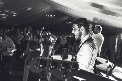 Professional Party Band That Will Rock Your Wedding!