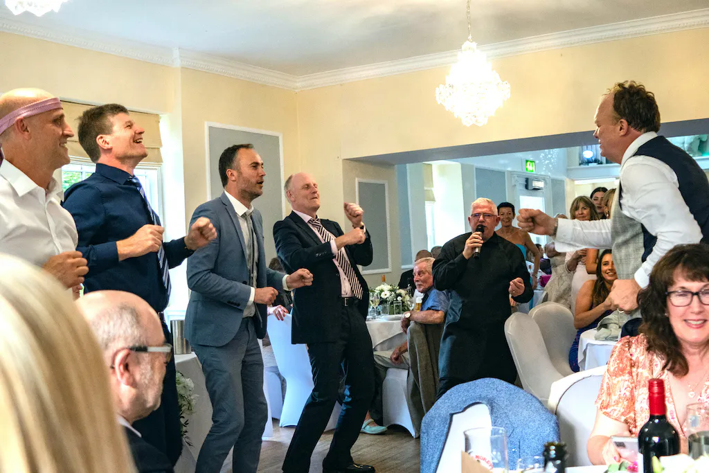 CheshireSingingWaiter (listing)