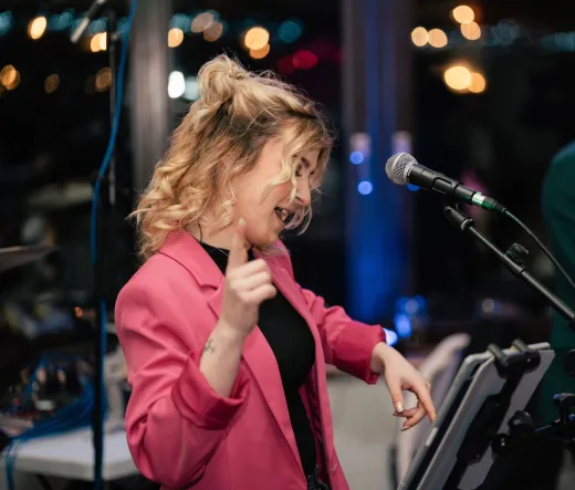 High Energy Performance from Professional Party Duo