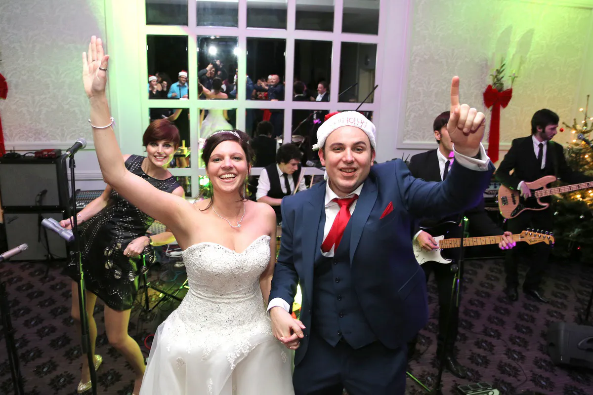 dan-and-kellys-wedding-31 (listing)