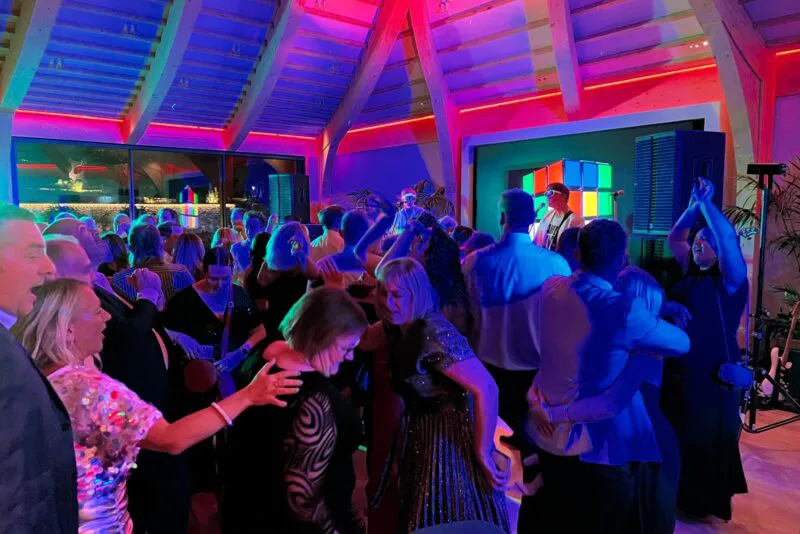 80s night (listing)