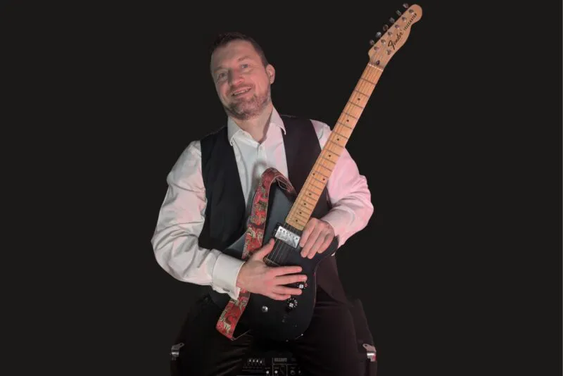 Steve Black background 01 (listing)