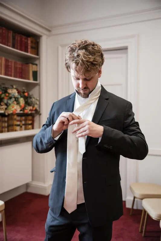 Intimate ceremony at Salisbury Registrar Office