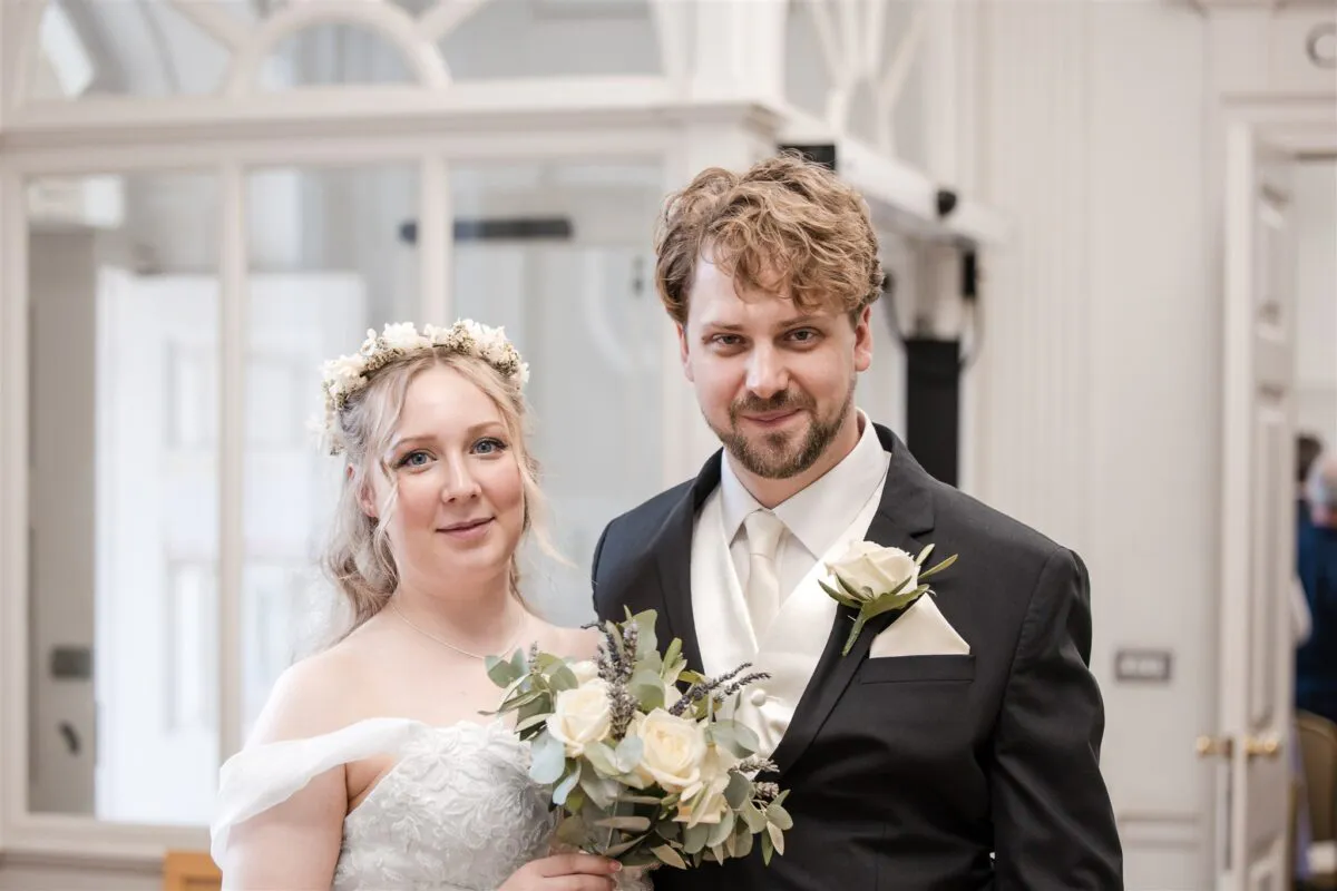 Intimate ceremony at Salisbury Registrar Office