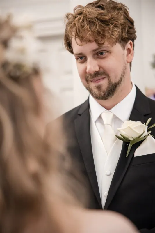 Intimate ceremony at Salisbury Registrar Office