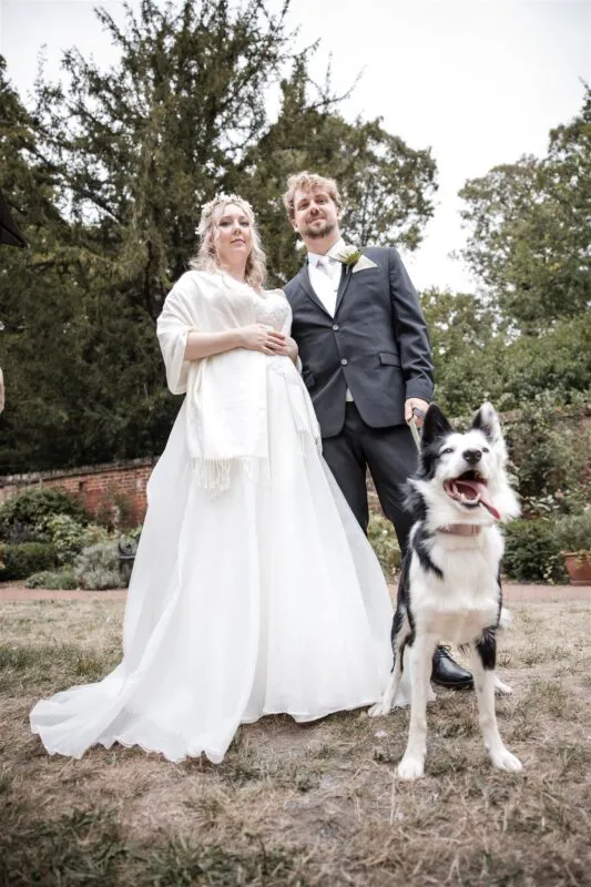 Intimate ceremony at Salisbury Registrar Office