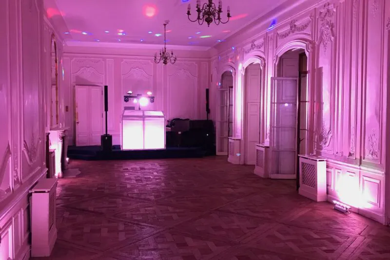 Grove-House-uplighters-scaled-copy