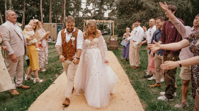 Beth + Lorian (listing)