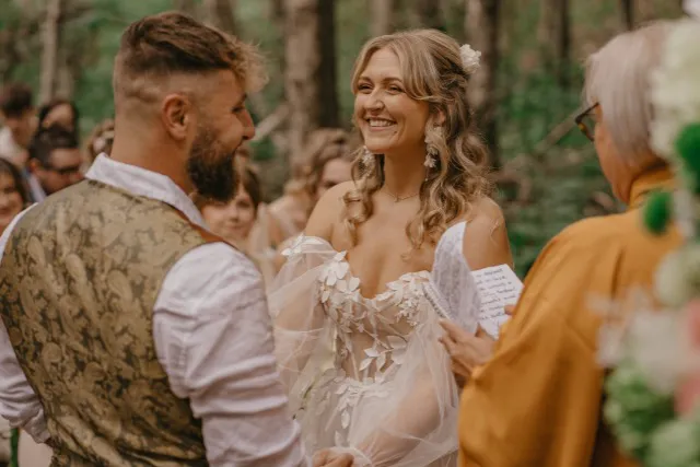 Beth + Lorian (listing)