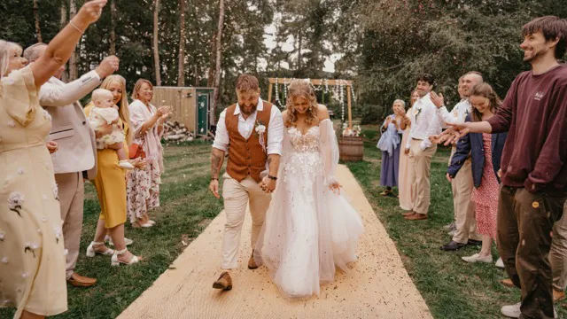 Beth + Lorian (listing)