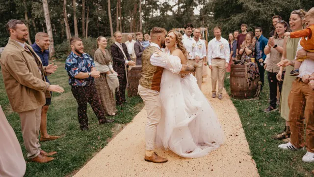 Beth + Lorian (listing)