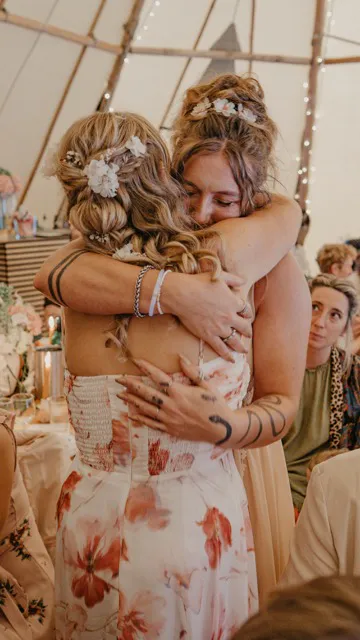 Beth + Lorian (listing)