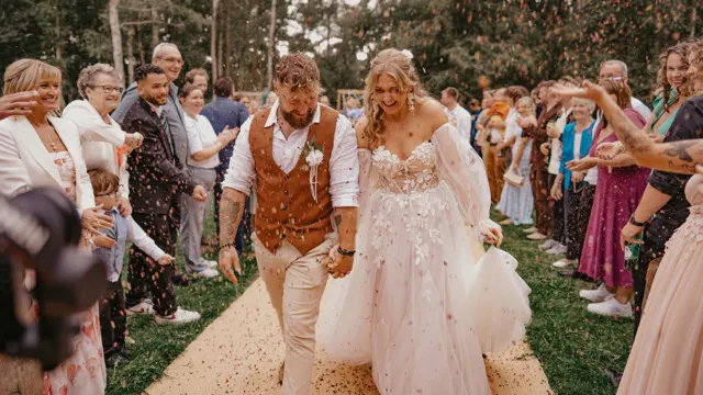 Beth + Lorian (listing)