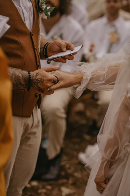 Beth + Lorian (listing)