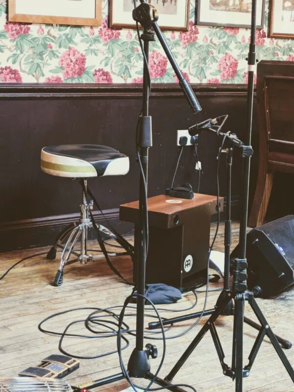 Cajon (listing)