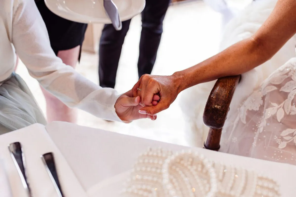 Kerry-and-Dave-Wedding-Story-448 (listing)