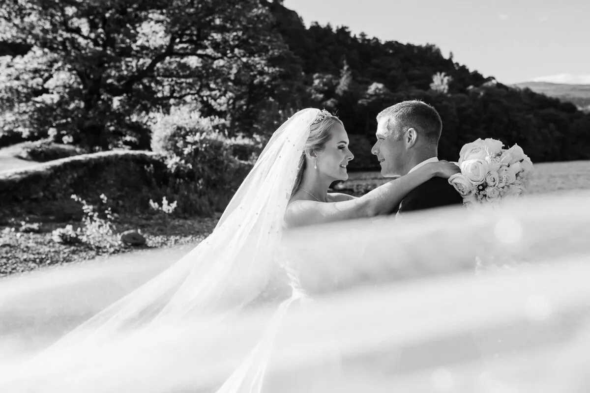 Paul-and-Holly-Sneak-Peek-29 (listing)