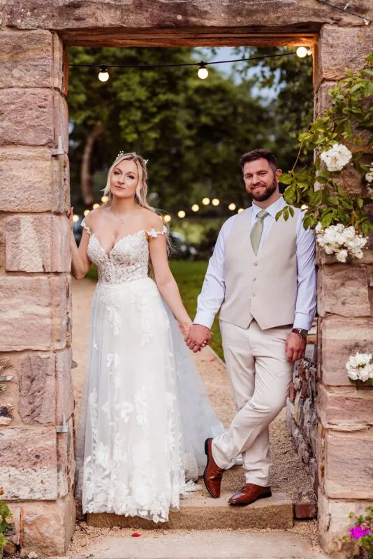 Michaela-and-Gabriel-Sneak-Peek-526 (listing)