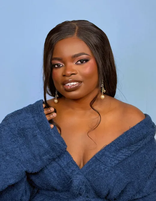 Facetune_12-12-2025-20-33-31 (listing)