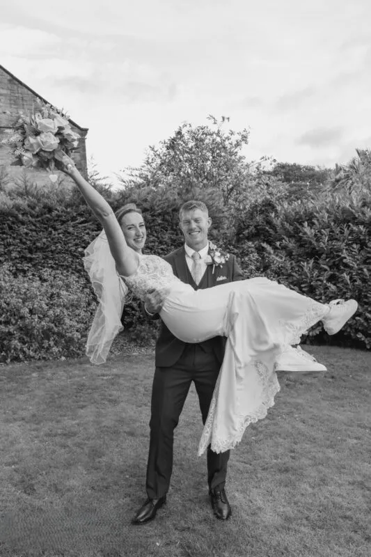 south-causey-inn-wedding-photographer-couple-lift (listing)