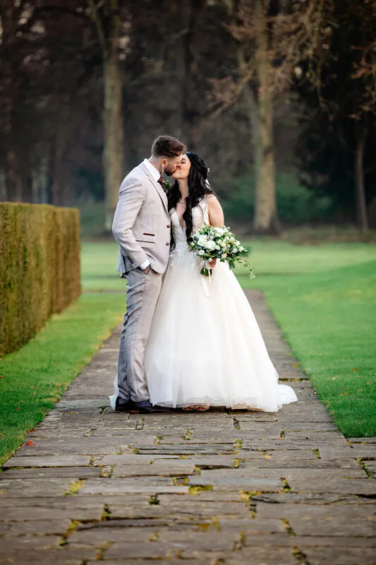 Oisin Studios _ Great Fosters Hotel Wedding_IMG1912-39