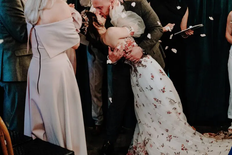 Memorable, Bespoke Ceremonies with Accredited Celebrant