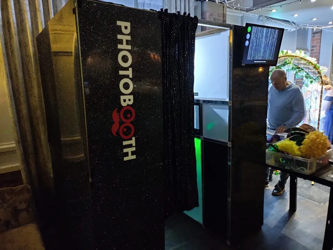 Photo booth hire blackpool traditional booth
