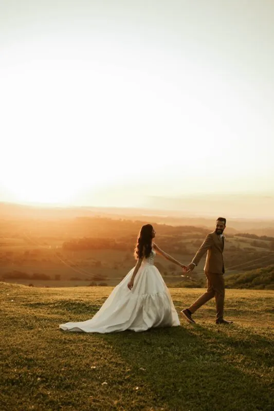 camila-cordeiro-4CvJbBfo5zs-unsplash (listing)