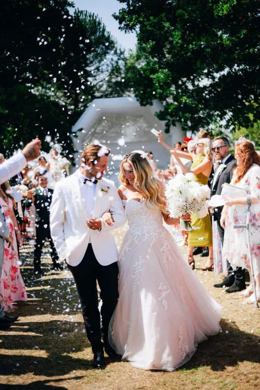Amy & Adam (listing)