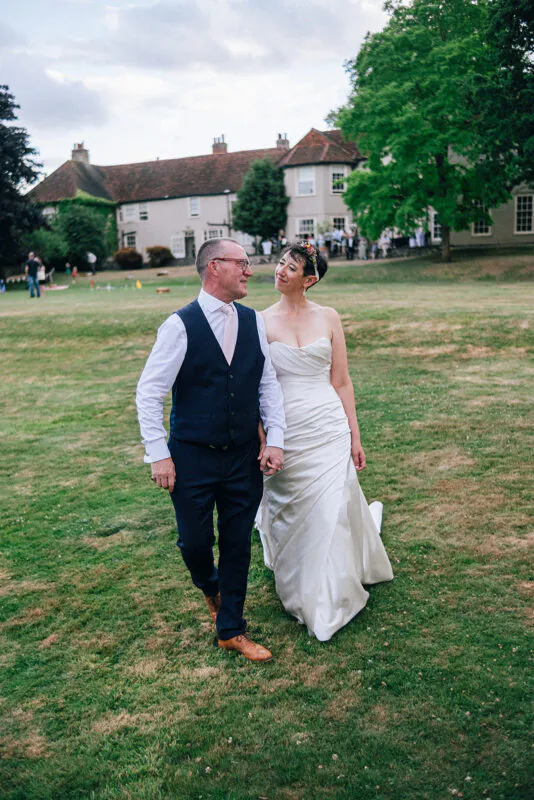 Alice & Robert (listing)