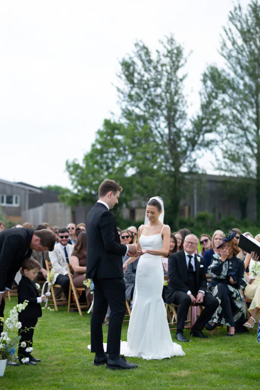 TheWhiteBarnSomersetWeddingphotographer-28 (listing)
