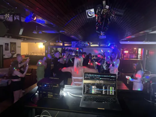 Evening DJ