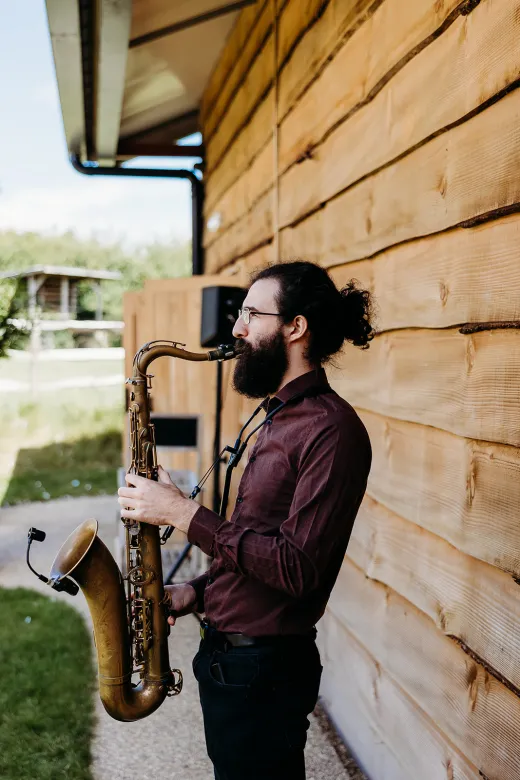 Joe &amp; Pia - Old Oak Farm