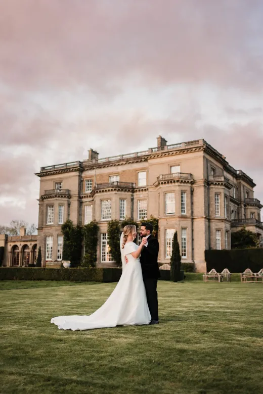 The Standing Ovation - Luxury Wedding Ceremony Experience with Reception MC Support
