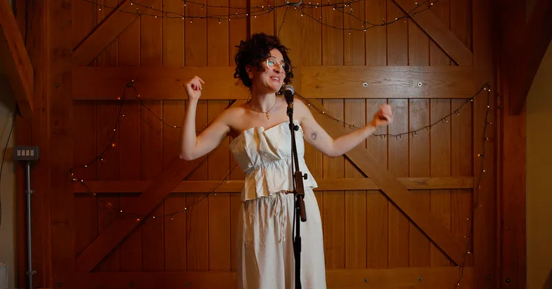 Acoustic, Funk and Jazz Singing for Your Ceremony, Reception and Drinks
