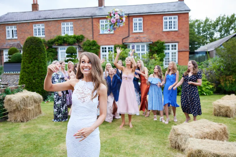 Micro Wedding - 1 Hour of Natural Wedding Photography